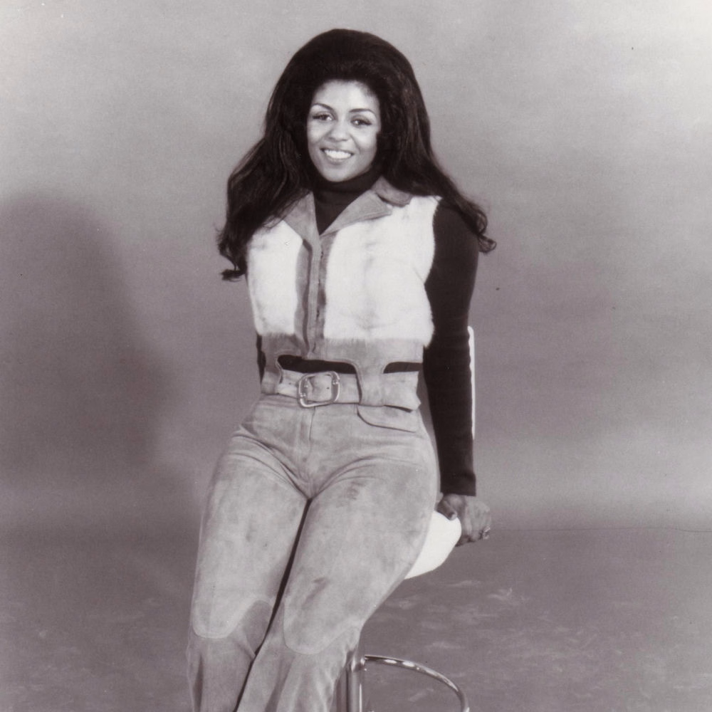 Lyn Collins